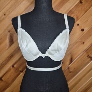 Exclusively‎ Yours by Subtract Vintage White Bra 34C Lace Light Padding